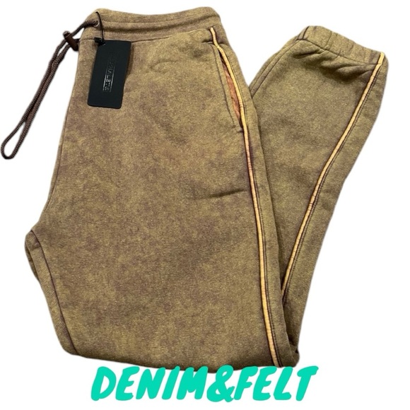 Alphalete Essential Oversized Joggers | Color: Earth Dye Brown Mineral Wash |NEW - Picture 10 of 12